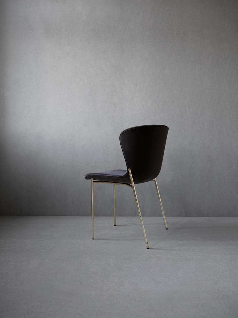 La Pipe Chair Velvet Dark Grey - Brass Frame