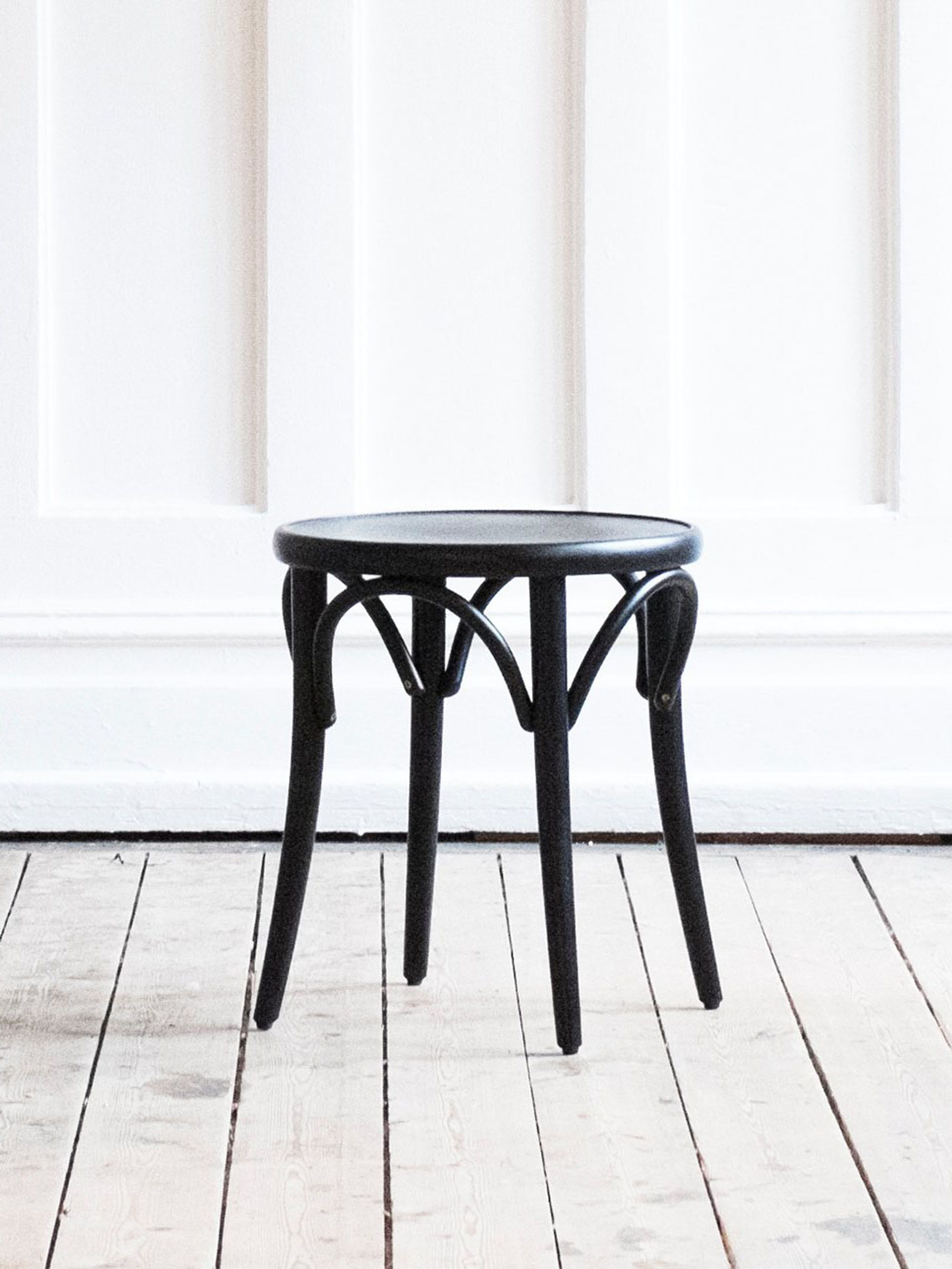 11794 Ffd0f04ea8 10784 Df85d9a6e9 Artilleriet Ton Stool60 Press Zoom Portrait