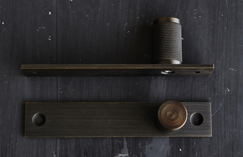 Furniture Knob With Plate Set of Two - Smoked Bronze