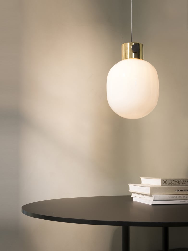 JWDA Pendant Polished Brass