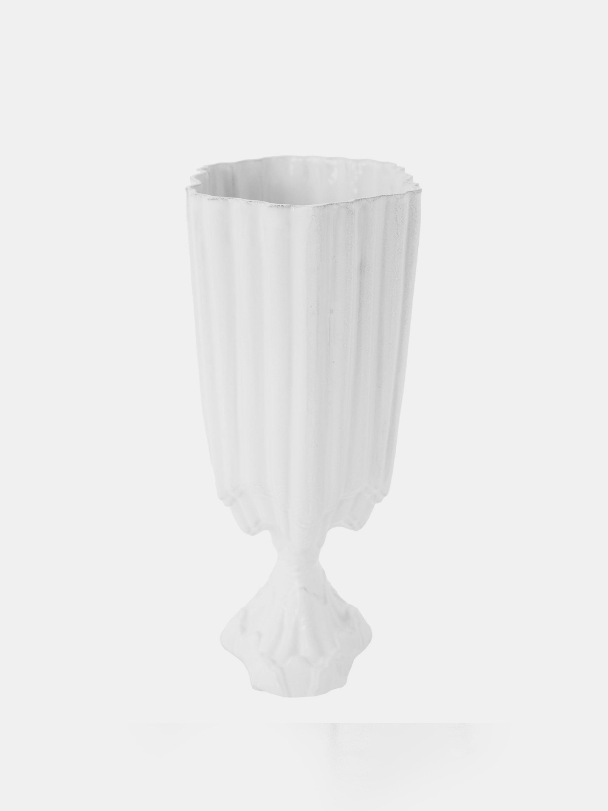 15597 19c90b337b Astier Portrait