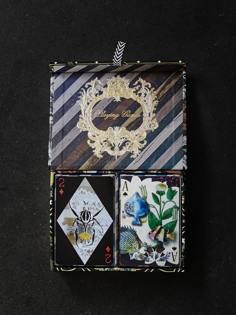 Playing Cards Maison De Jeu