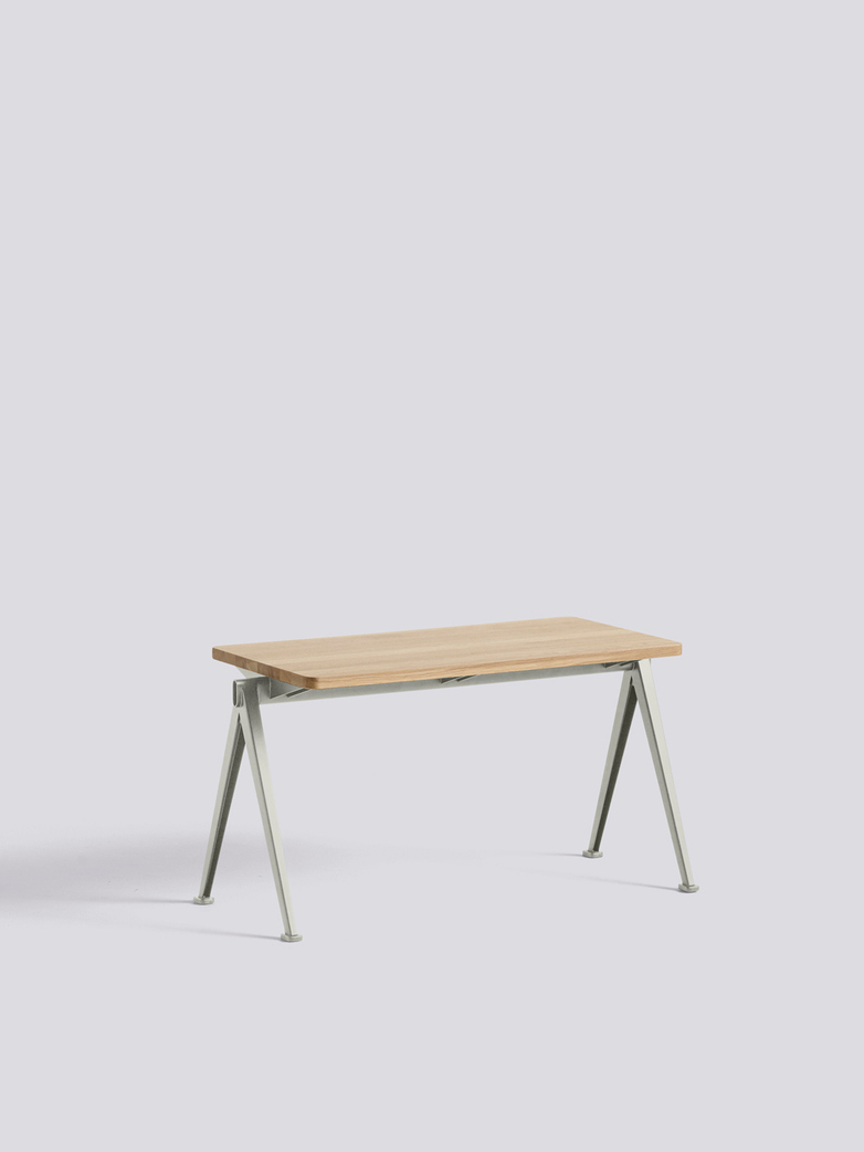Pyramid Table 01