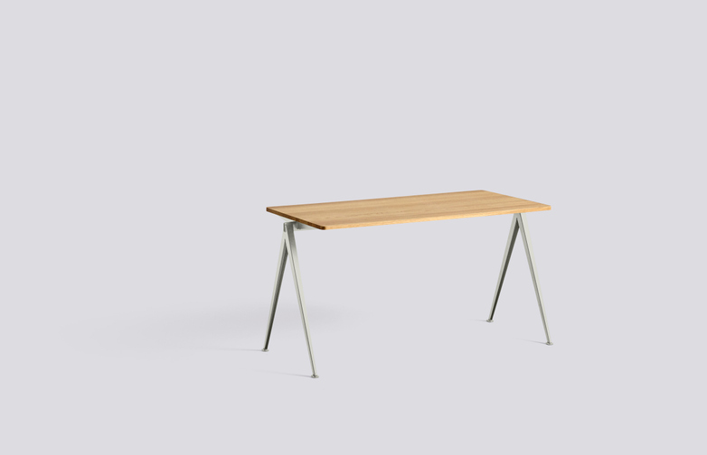 Pyramid Table 01