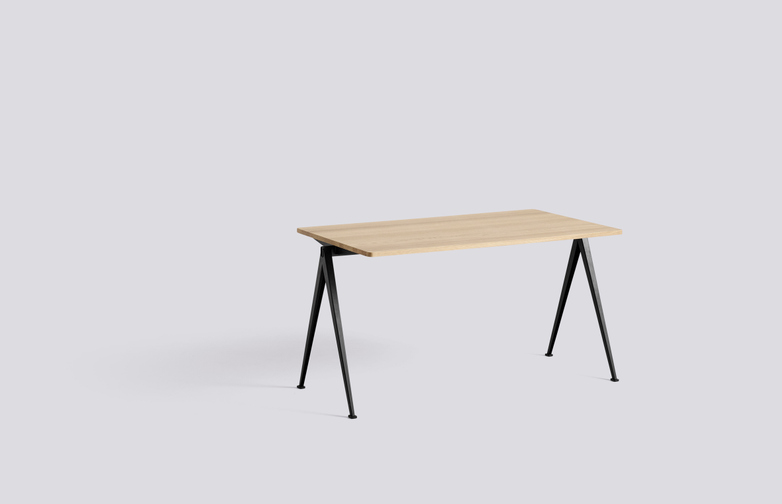 Pyramid Table 01