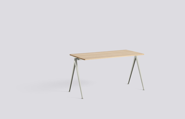 Pyramid Table 01