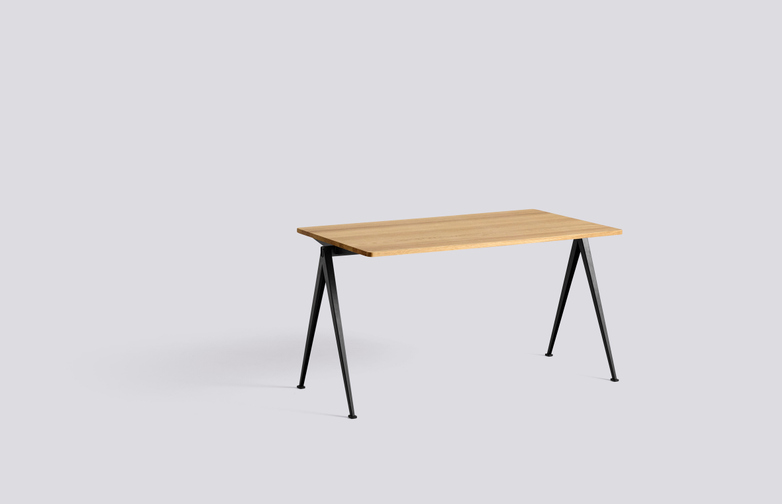 Pyramid Table 01