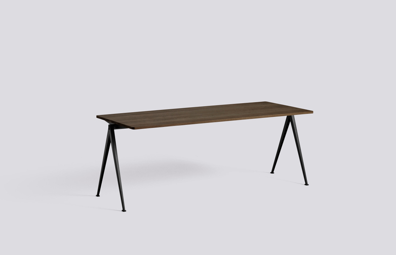 Pyramid Table 01