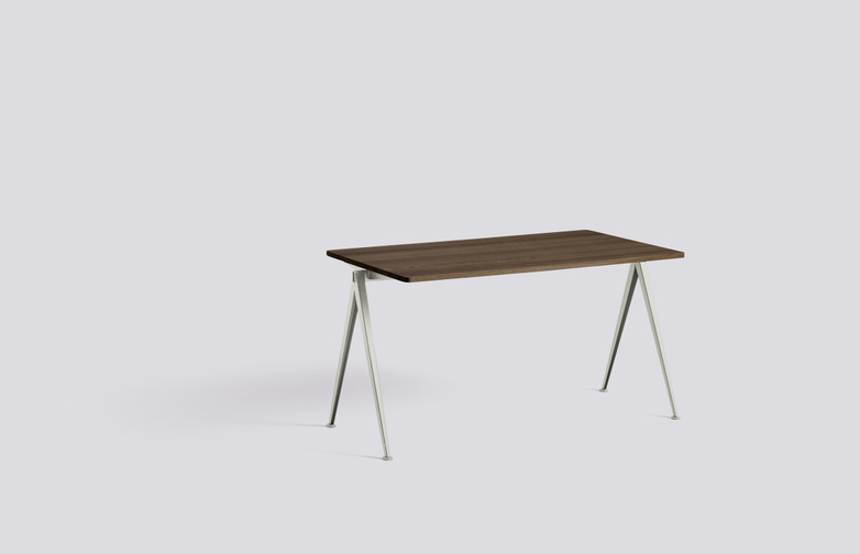 Pyramid Table 01
