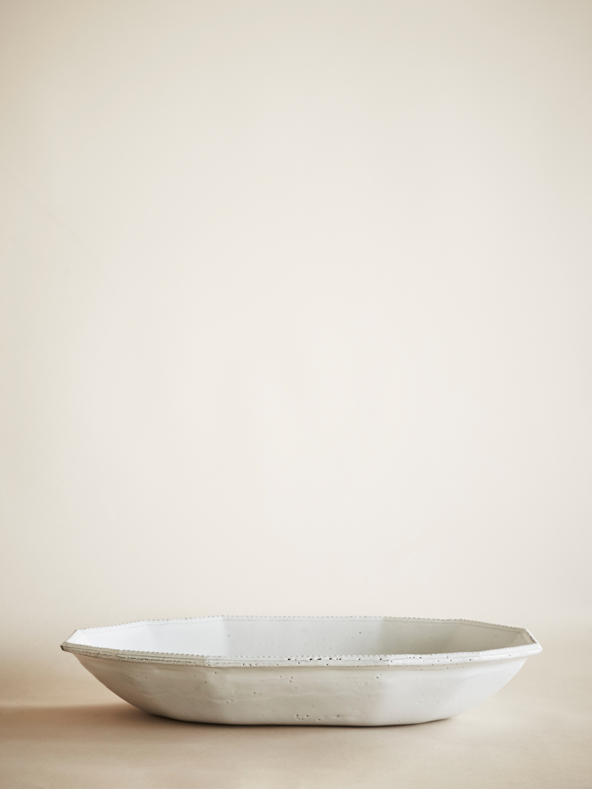 16687 693aafa84e Pltprl4 Astier De Villatte Perle Deep Platter 1 Portrait