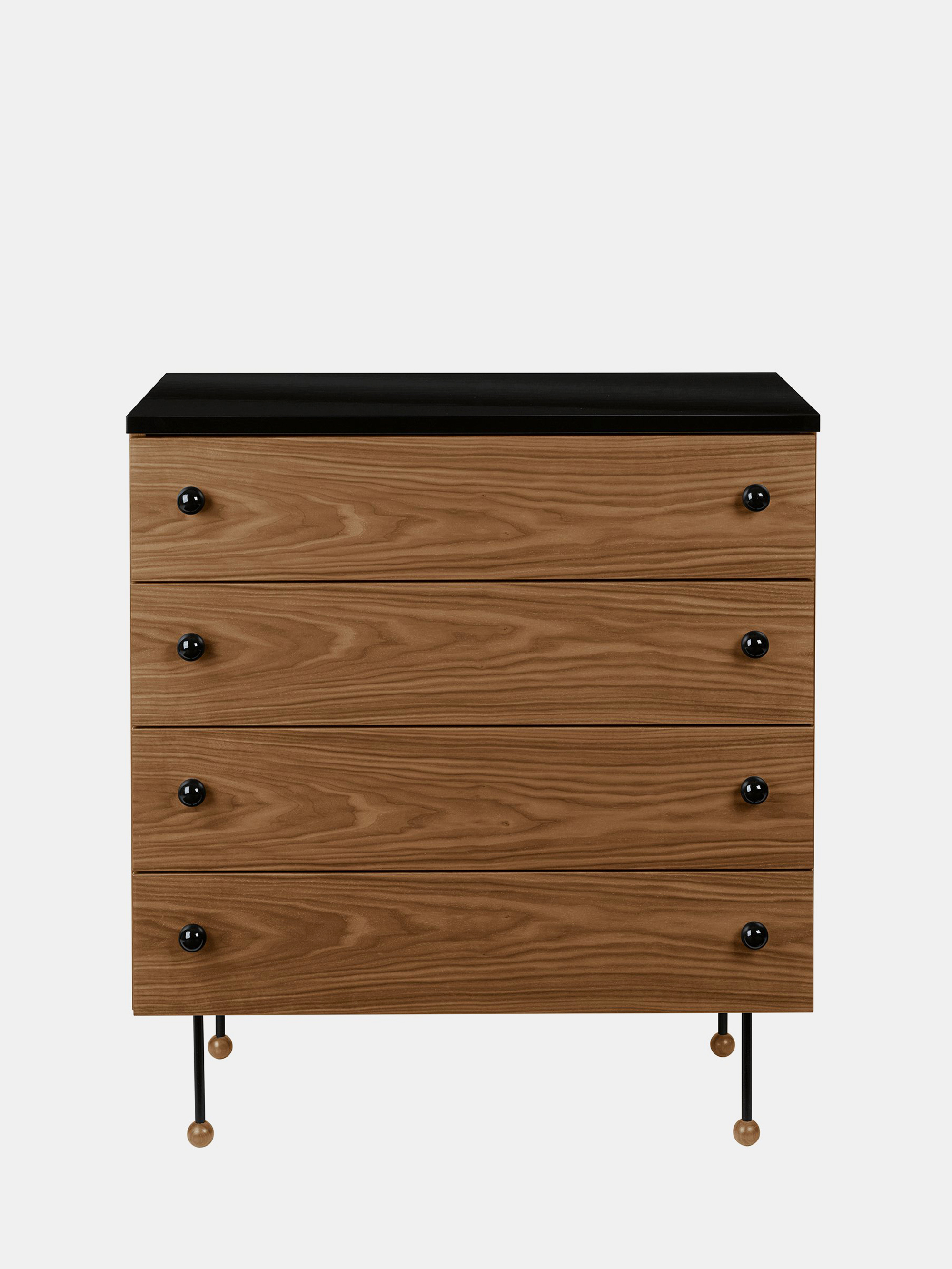 16792 E2859b4eaf 16794 33c6e0b899 Grossman Dresser 4 Walnut Front Zoom Portrait