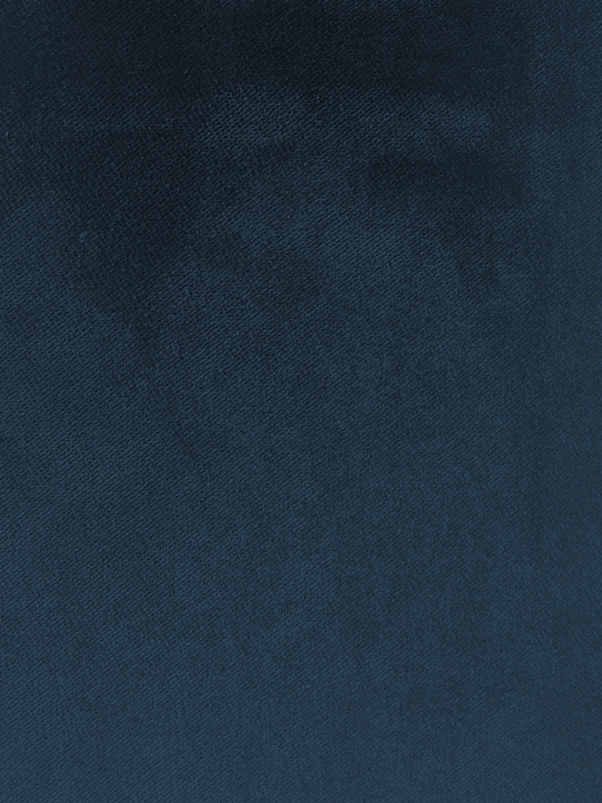 17437 A9d79f7472 Gala Bleu Paon Portrait