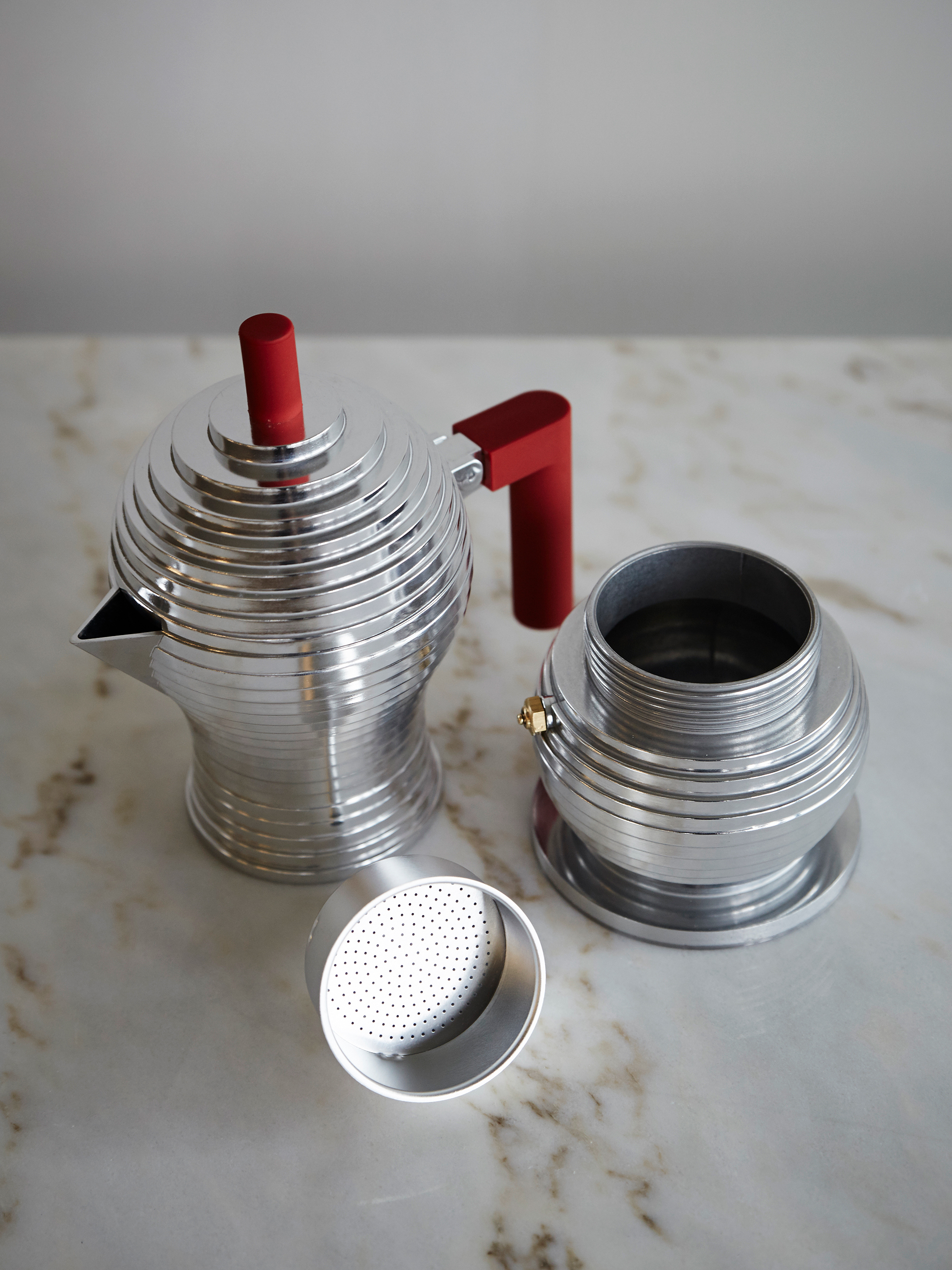 17511 106c226340 Alessi Espresso Coffee Maker Pulcina Red Induction 6 Cups 2018 05 29 2 Portrait