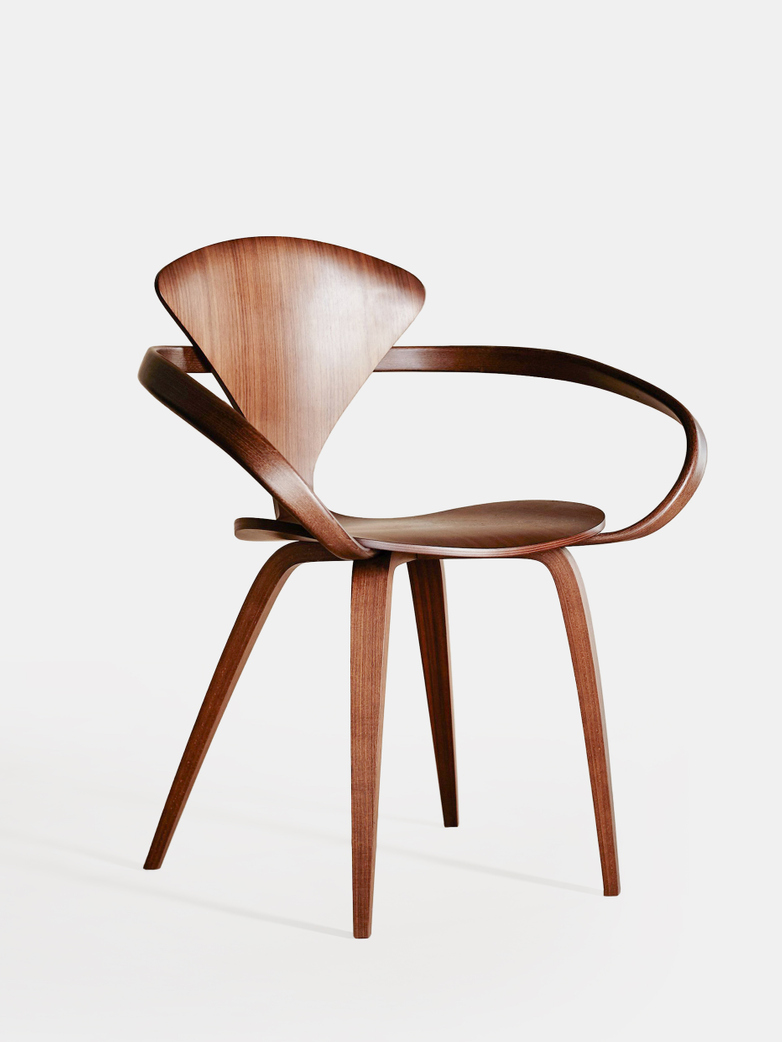 Armchair – Classic Walnut