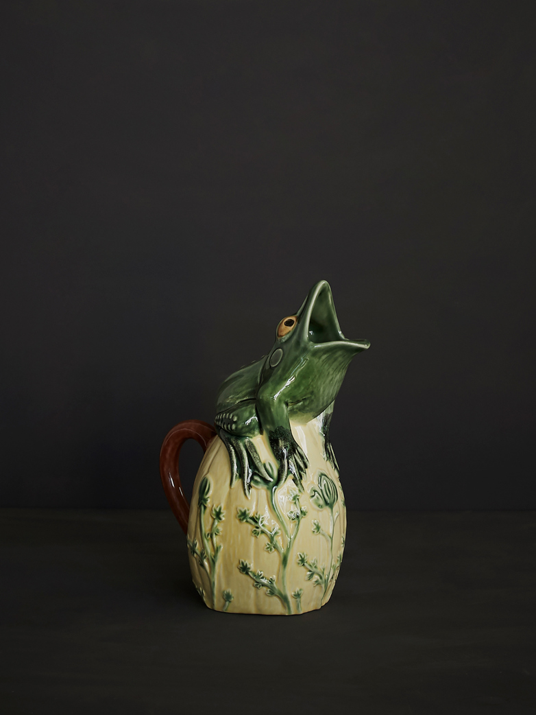 Pitcher Frog