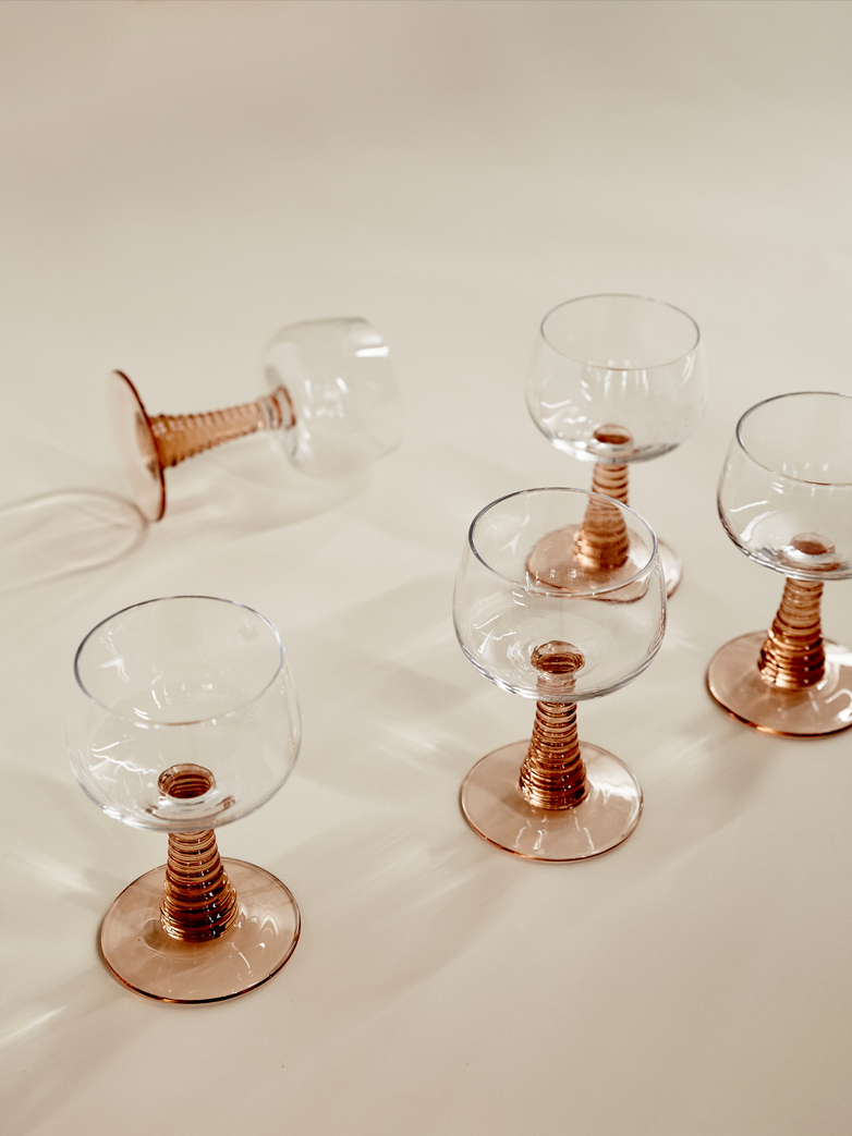 Swirl Wine Glass