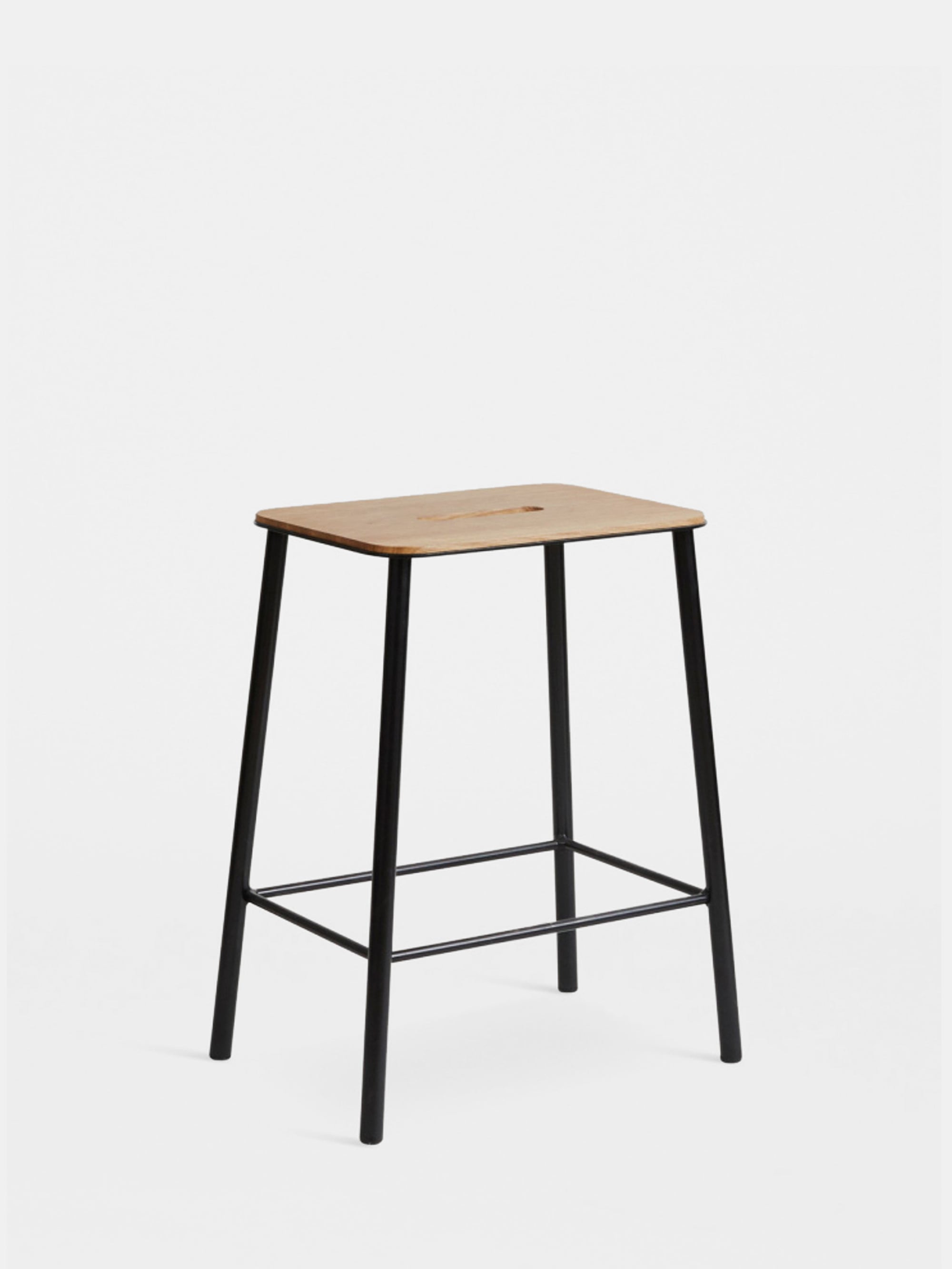 18315 91309f2955 18652 0927576b6b Adam Stool Oak H50 Matt Black Zoom118521 Portrait