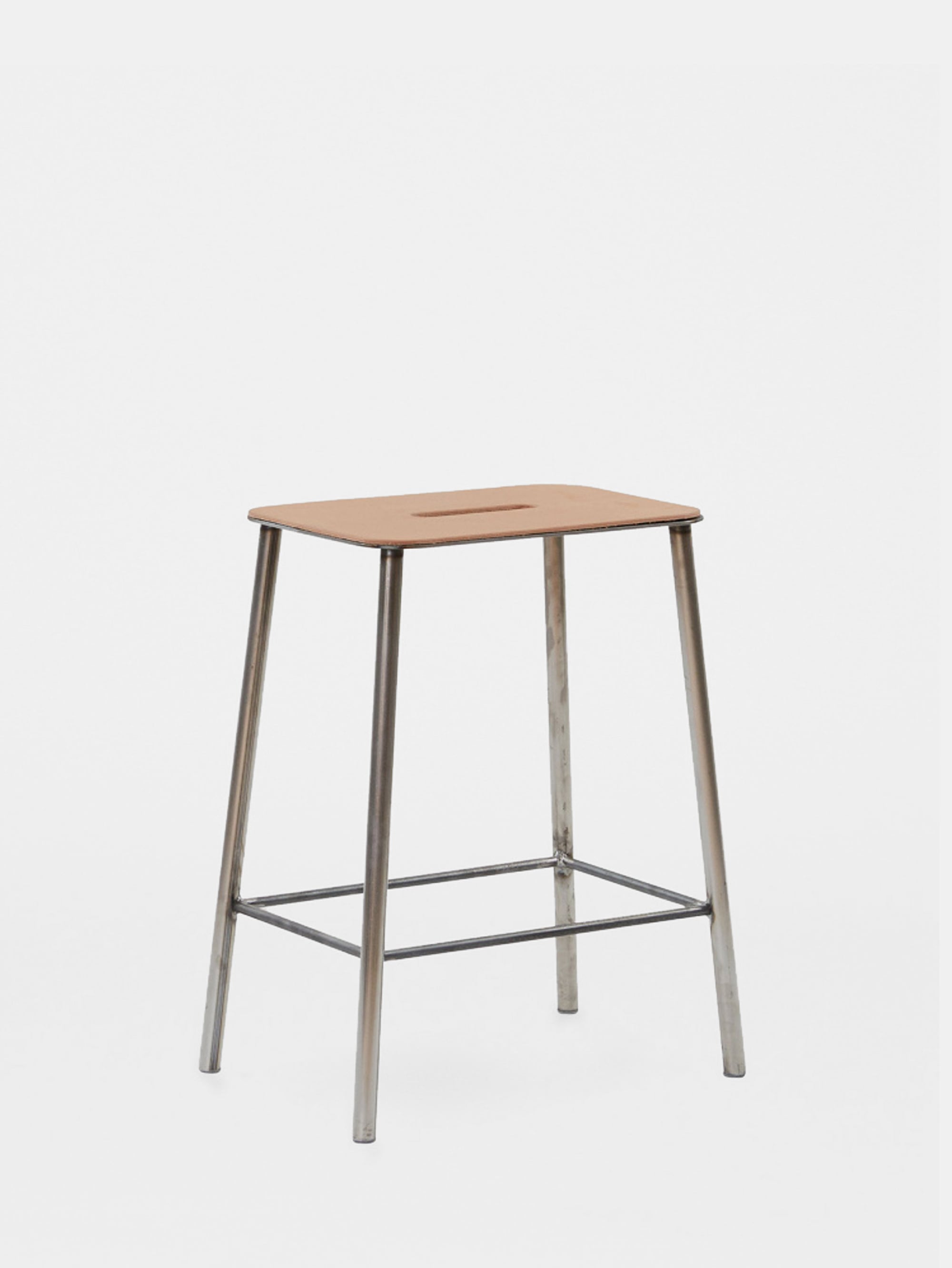 18323 A1ac4cd66b 18653 0a43310518 Adam Stool Raw Steel Leather 50 Zoom Portrait
