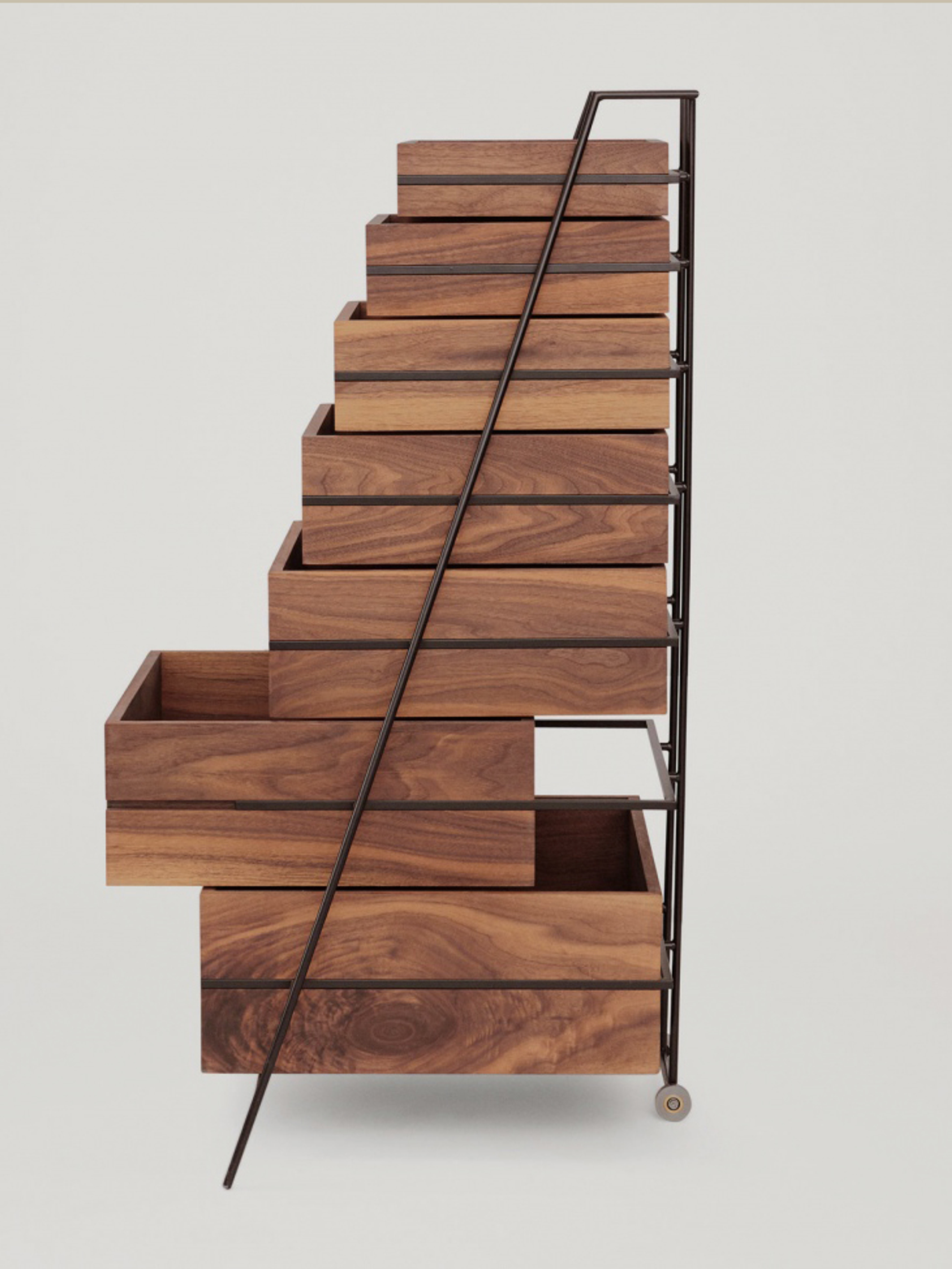 18343 7030f2fd31 Sutoa Walnut Portrait