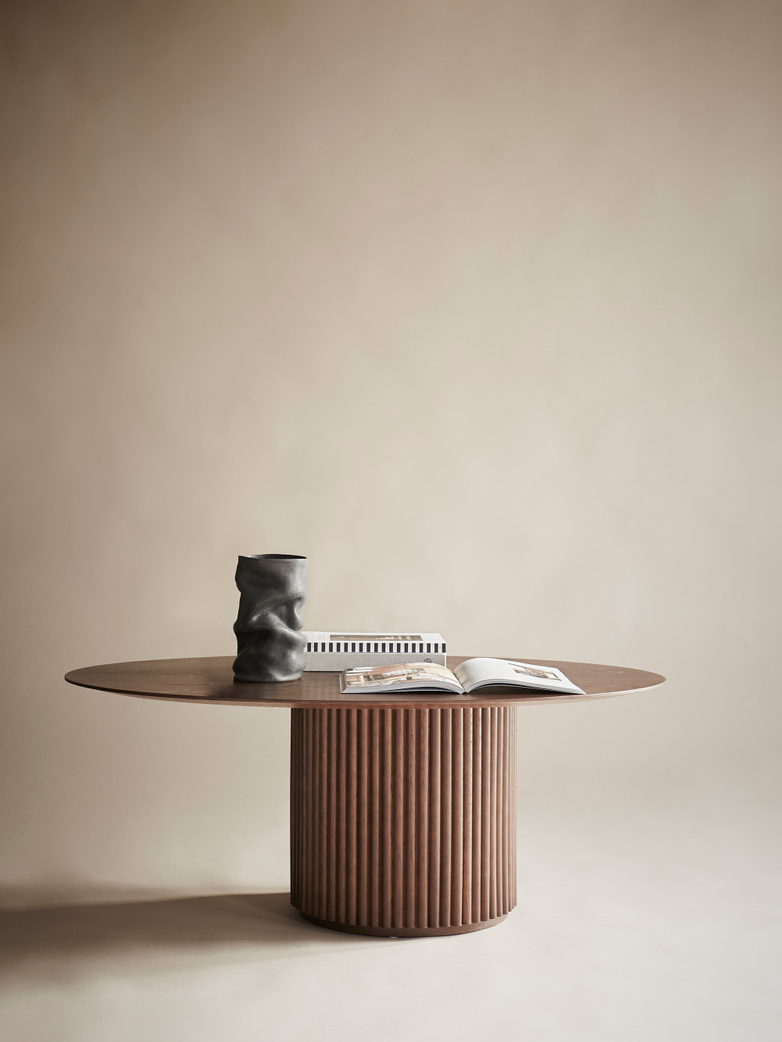Palais Oval Sofa Table – Teak Stained Oak