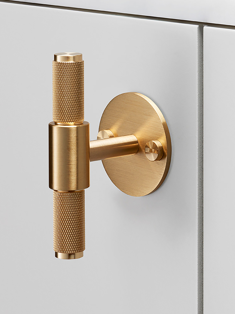 T-bar with Plate
