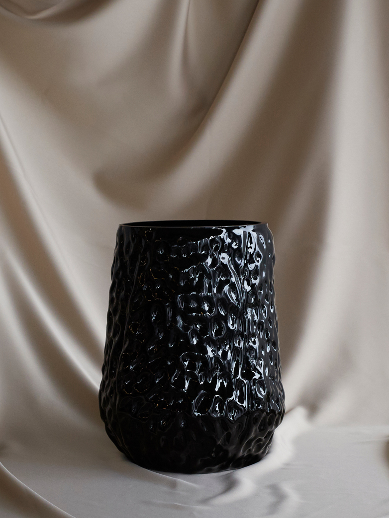 Shui Vase - Black