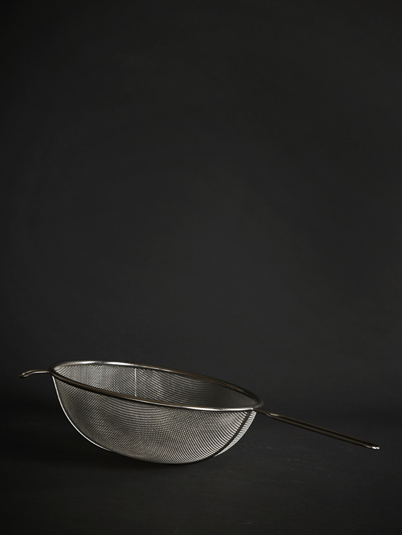 Strainer Medium 25cm