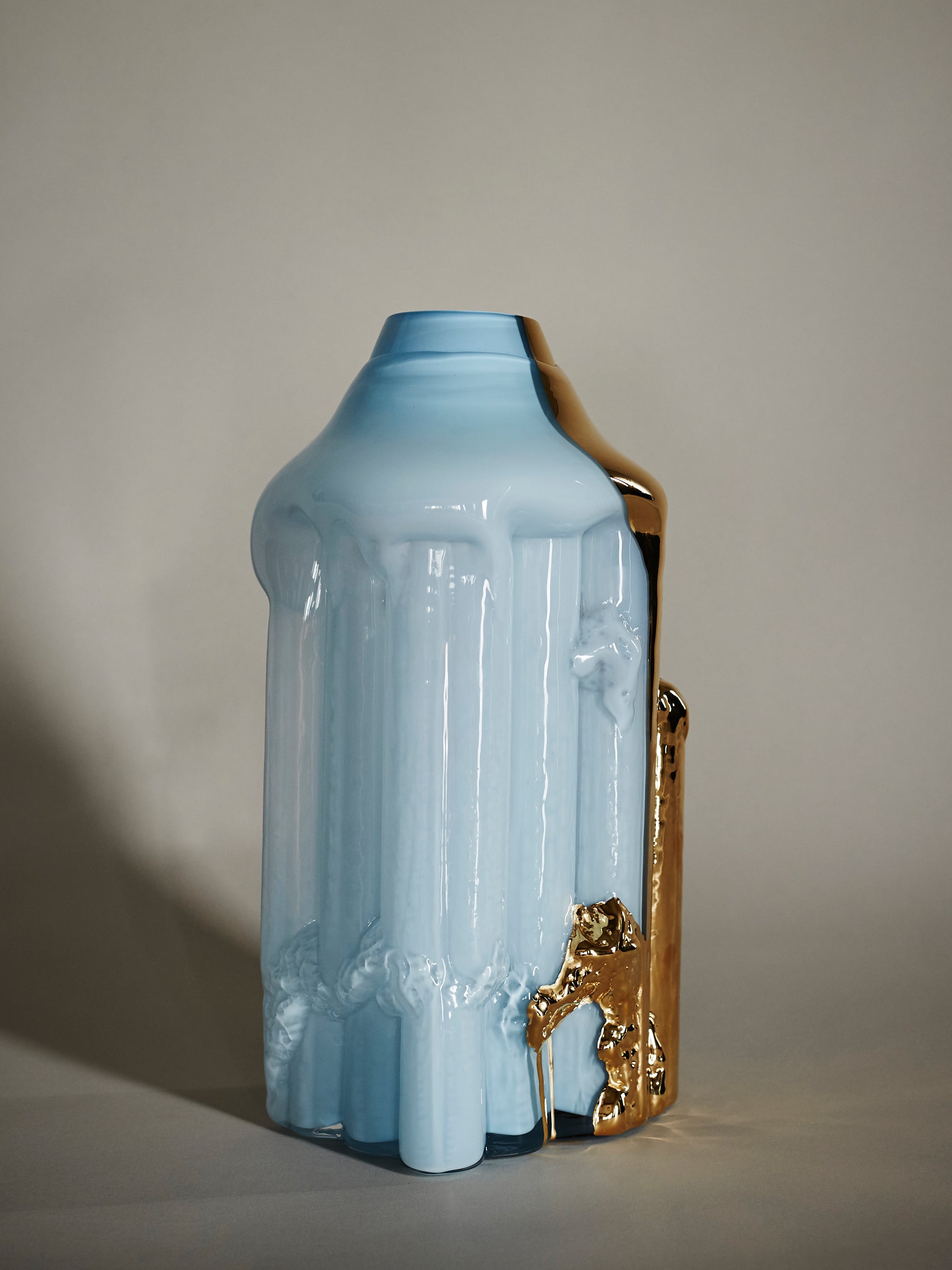 21145 723418f65d Hanna Hansdotter Golden Rain Pale Blue 2018 08 24 2 Portrait