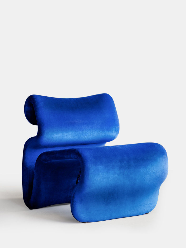 Etcetera Easy Chair – Klein Blue