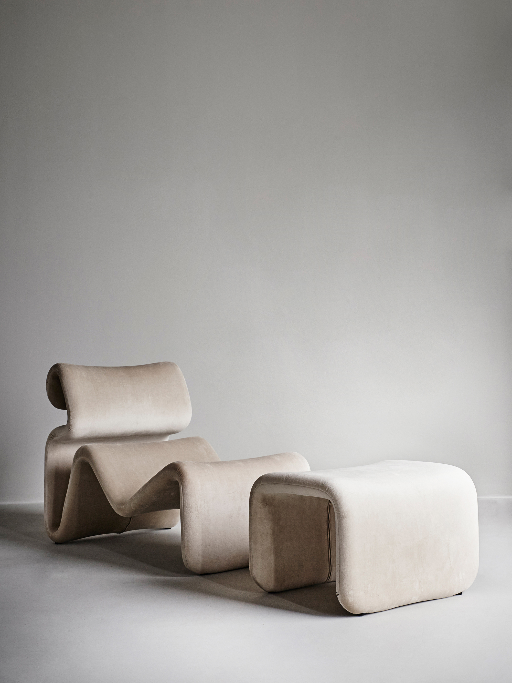 21180 4f70a09ae1 Etclo9 Etcetera Lounde Chair Sand Beige 1 Portrait