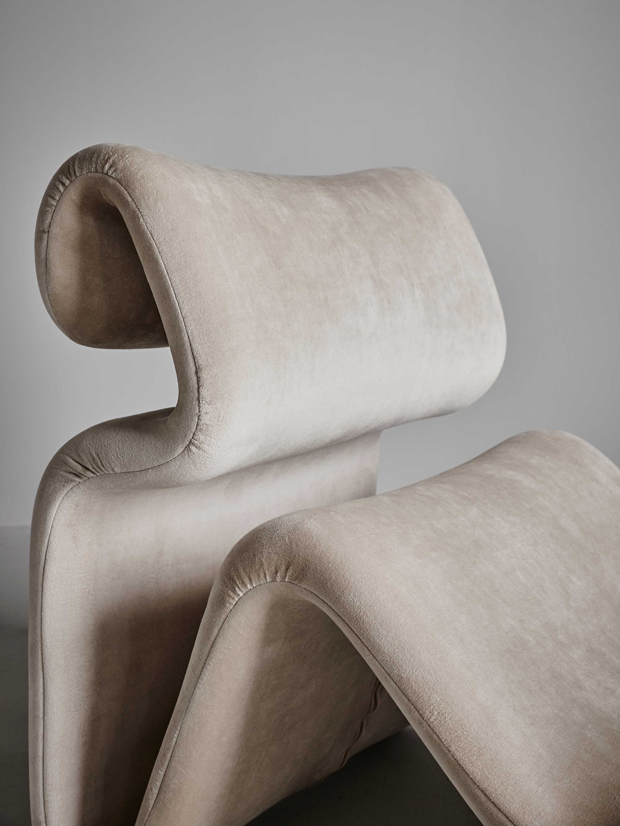 21180 Fbf75c3d2b Etclo9 Etcetera Lounde Chair Sand Beige 5 Portrait