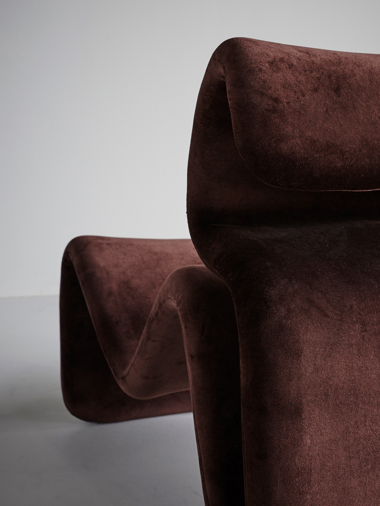 Etcetera Lounge Chair – Chocolate Brown