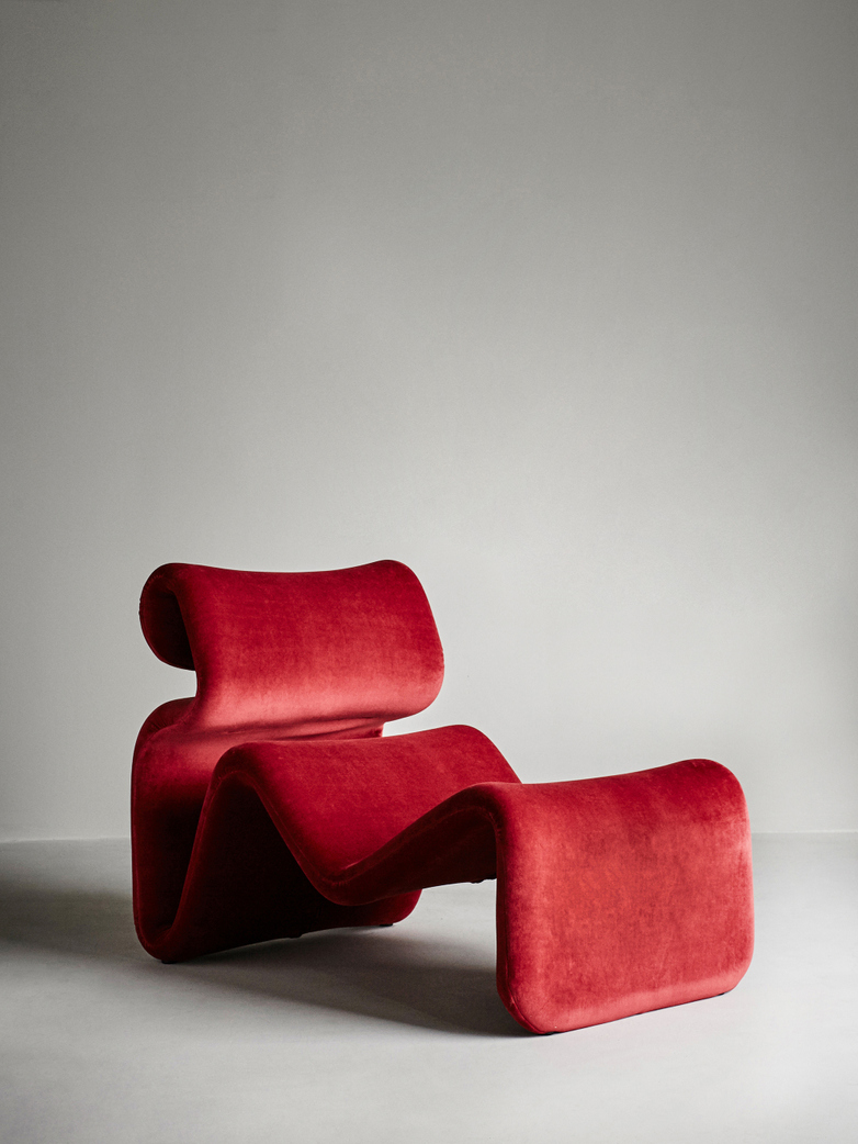 Etcetera Lounge Chair – Ruby Red