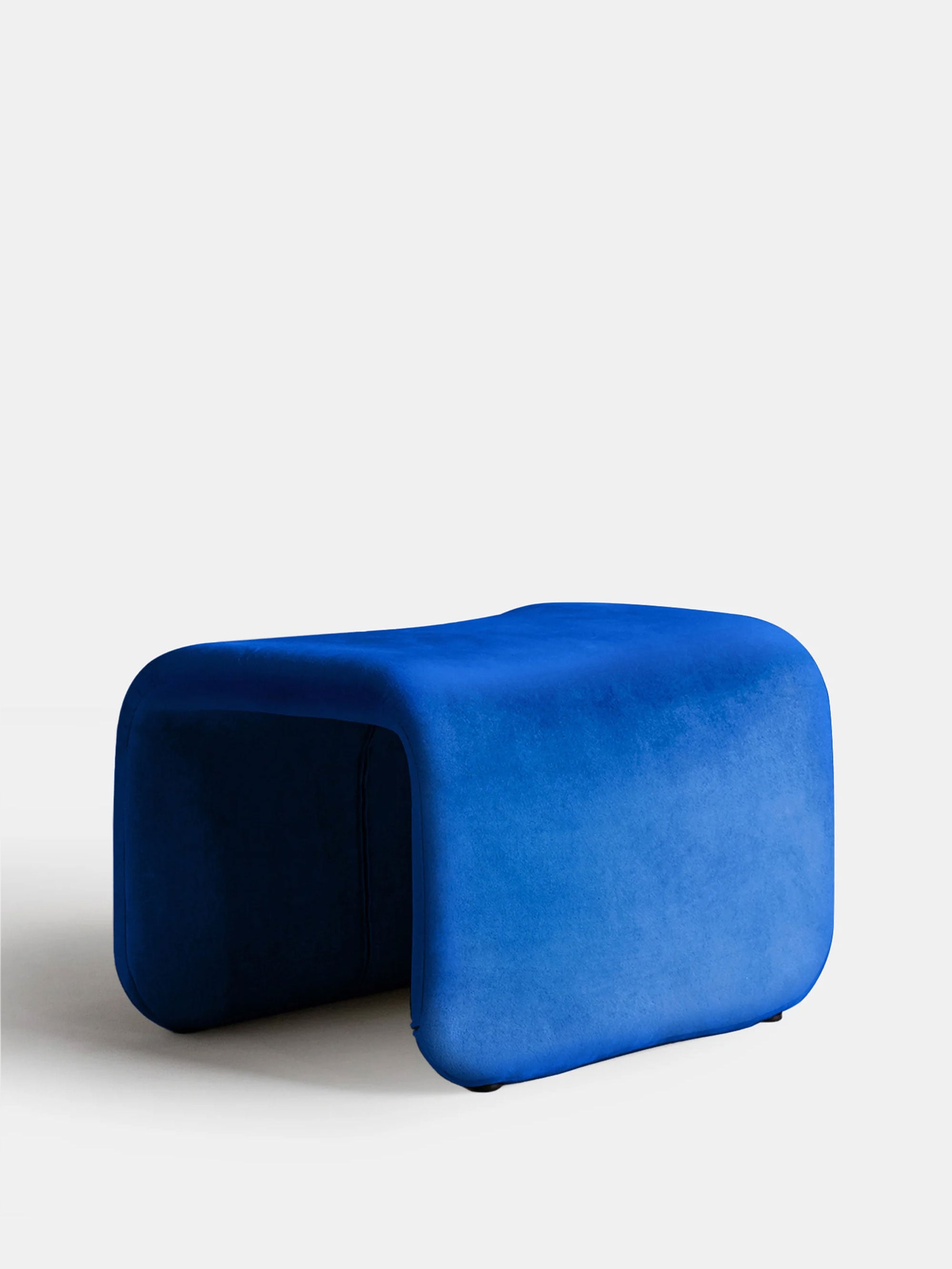 21201 B87fca7732 Etcetera Footstool Klein Blue Portrait