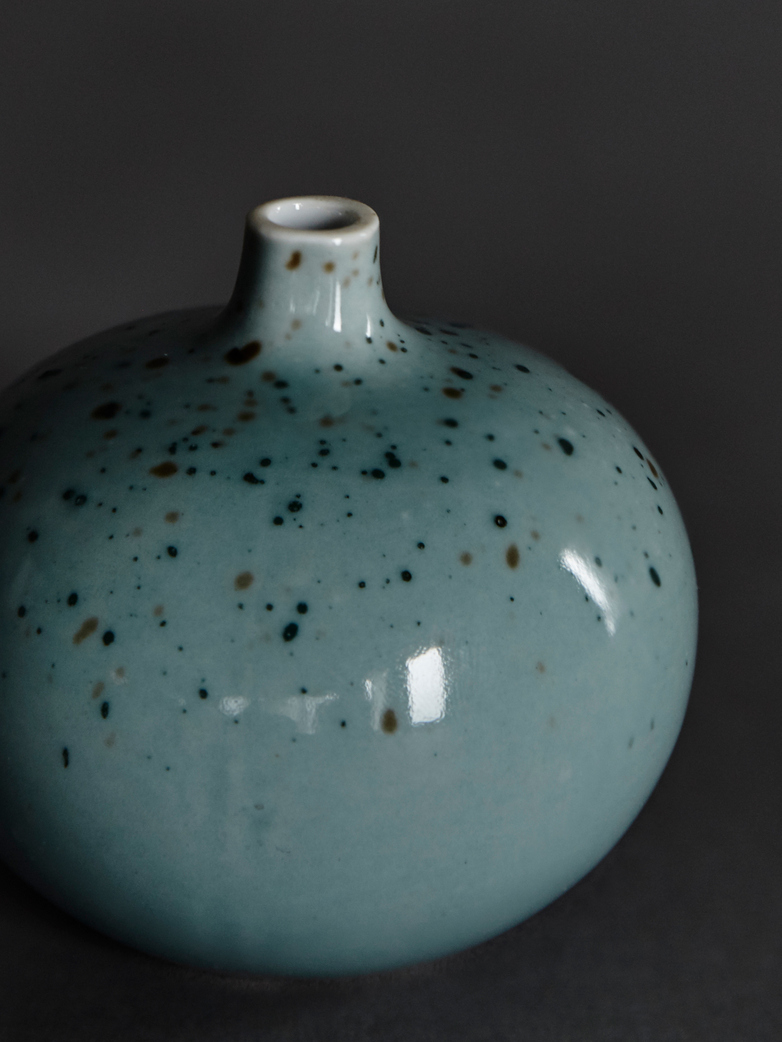 Bari Green Freckles Vase – Small
