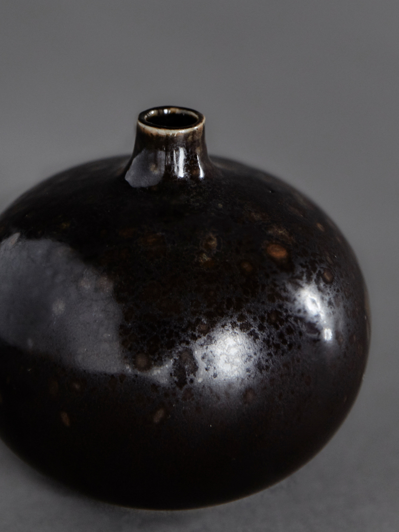 Bari Brown Freckles Vase – Small