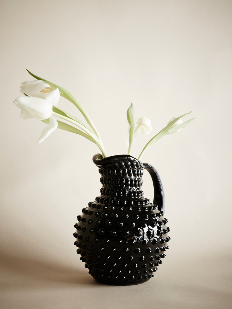 Linné Carafe Black