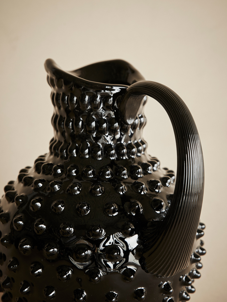 Linné Carafe Black