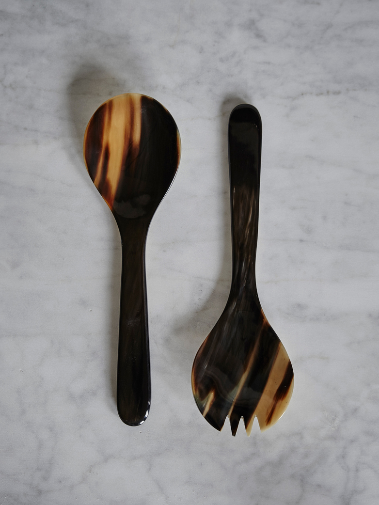 Horn Salad Servers