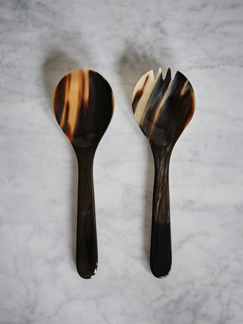 Horn Salad Servers
