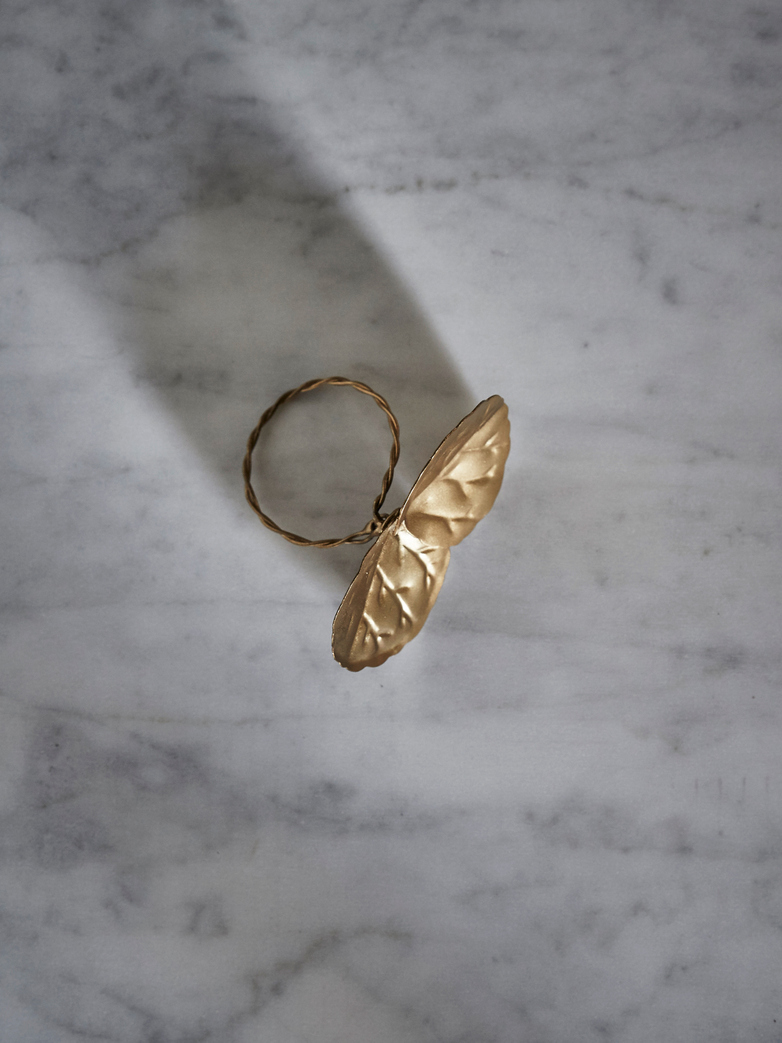 Flower Napkin Ring Dore Feuilles