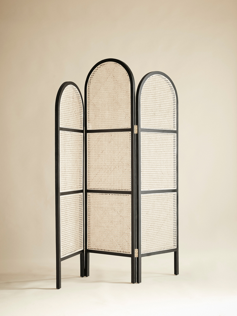 Webbing Room Divider – Black/Neutral