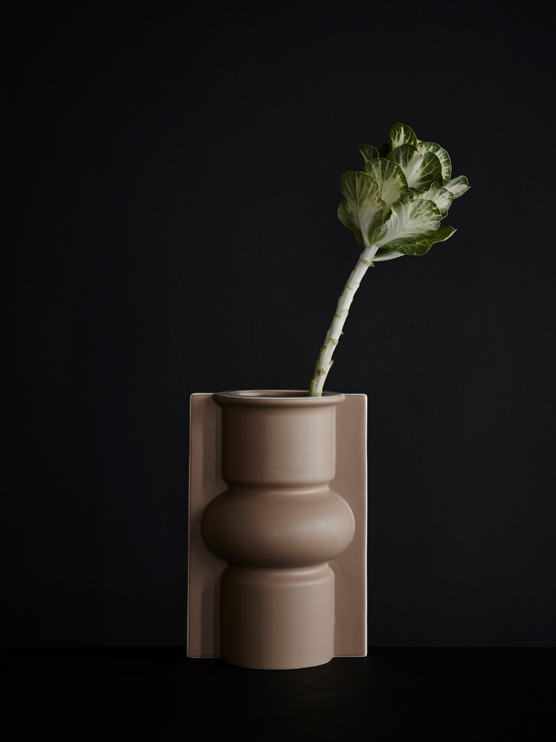 Mold Shape Flower Vase – Matt Mocha