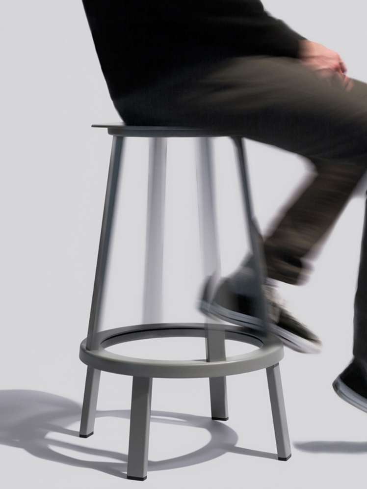 22716_9791350f35-revolver-bar-