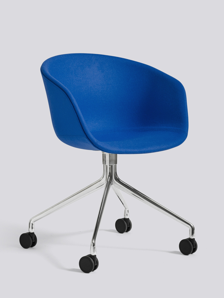 About A Chair 25 - Polished Aluminium - Divina 757