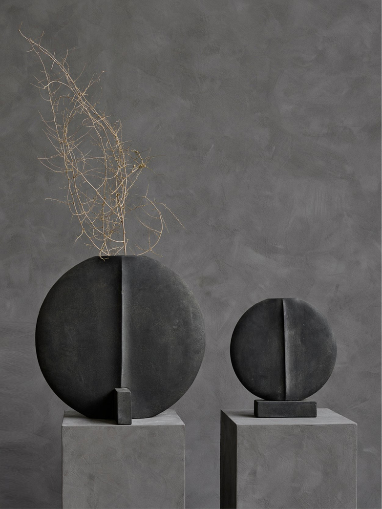 Guggenheim Vase – Dark Grey – Small
