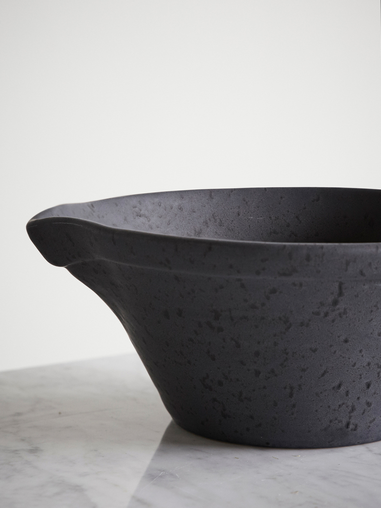 Peep Bowl – Matte Black – 27 cm
