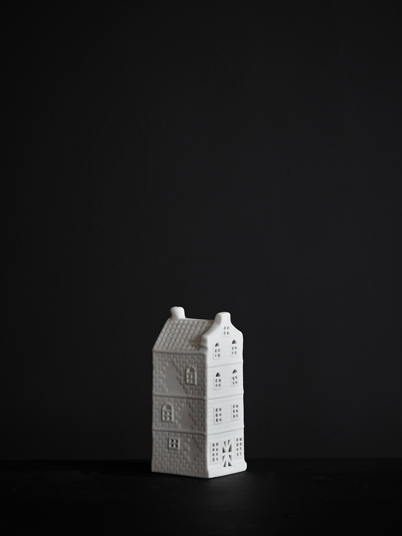 Canal House Tealight Holder – Spout