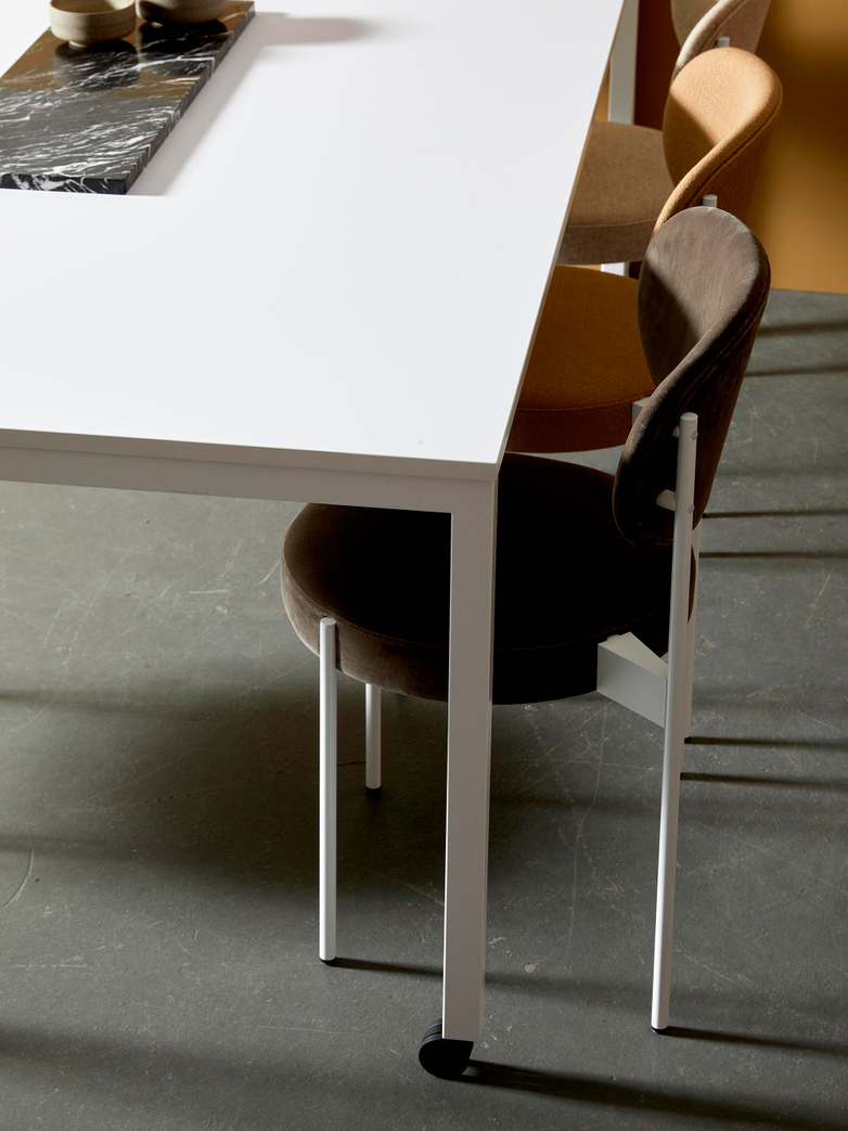 Panton Move Table – White