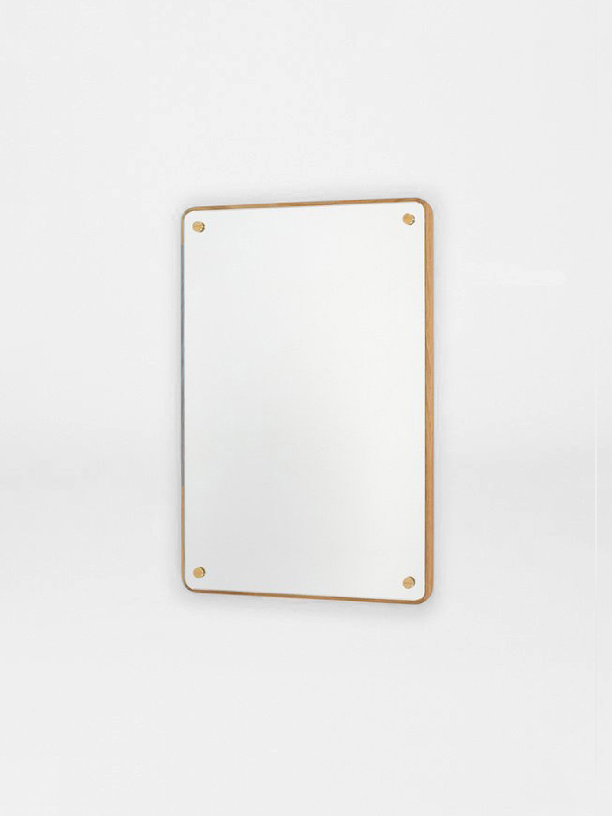23244 C320b5f973 Rm 1 Mirror Small Full 5 4 Zoom Portrait